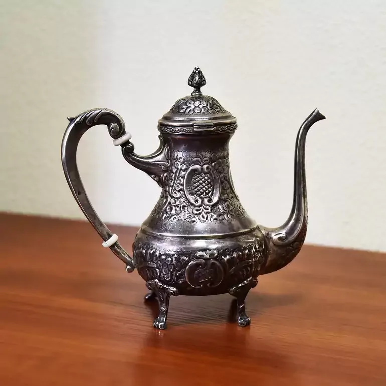 Старинный арабский серебряный чайник начала XX века