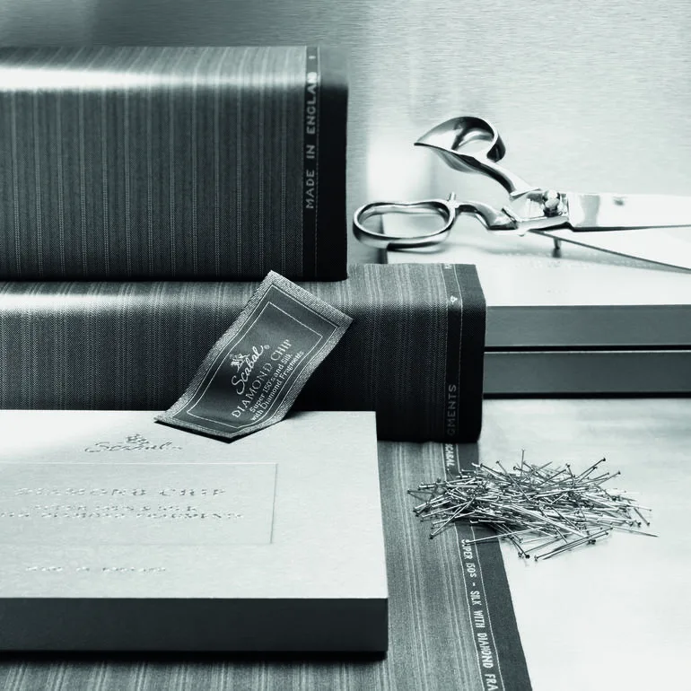 Тканина Diamond Chip Suiting від Scabal — вовна Super 150'S з алмазними вкрапленнями