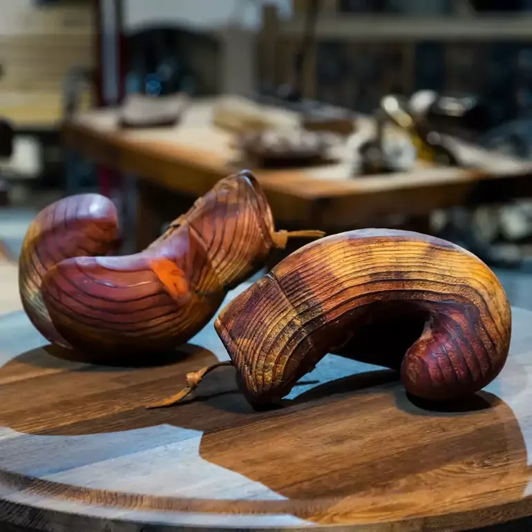 Подарочные деревянные боксёрские перчатки Wine Decor из павловнии