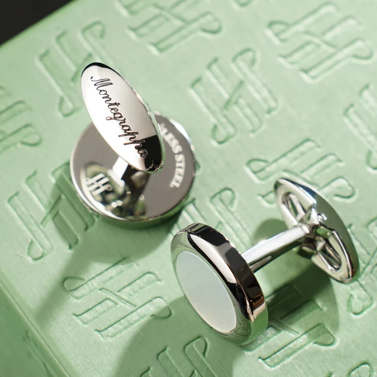 Запонки Montegrappa Classico — класика з перламутром