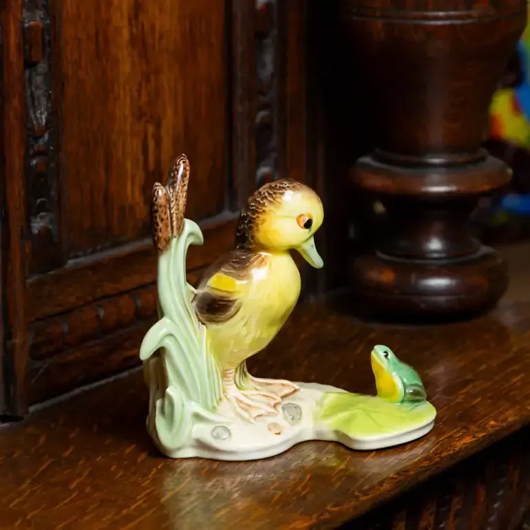 Порцелянова статуетка Goebel «Duckling on the grass»