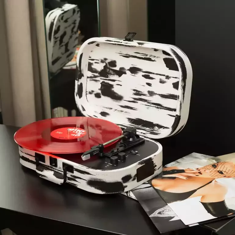 Портативний вініловий програвач Crosley Cruella з функцією Bluetooth Out