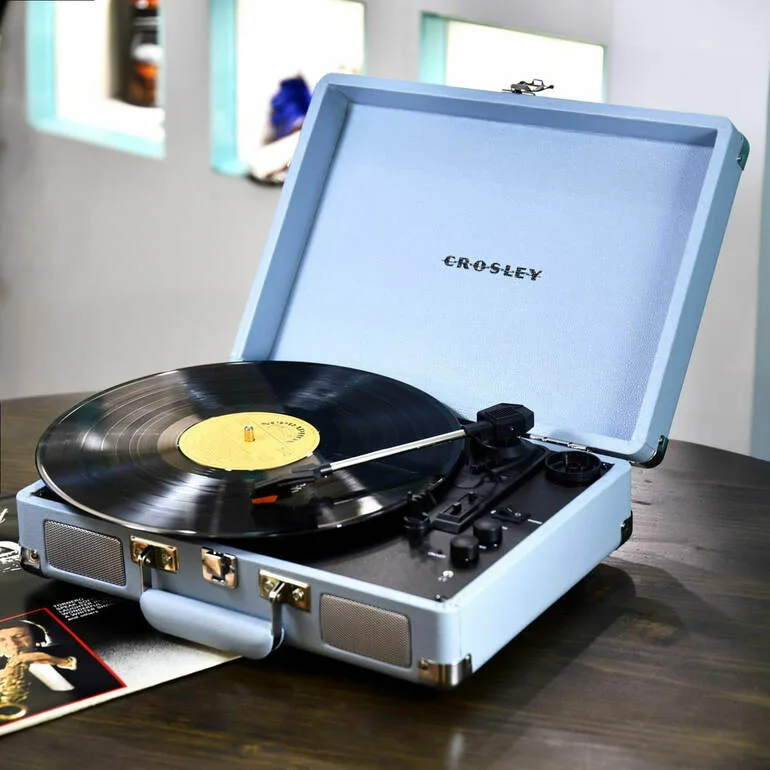 Вініловий програвач Crosley Cruiser Plus with Bluetooth In/Out