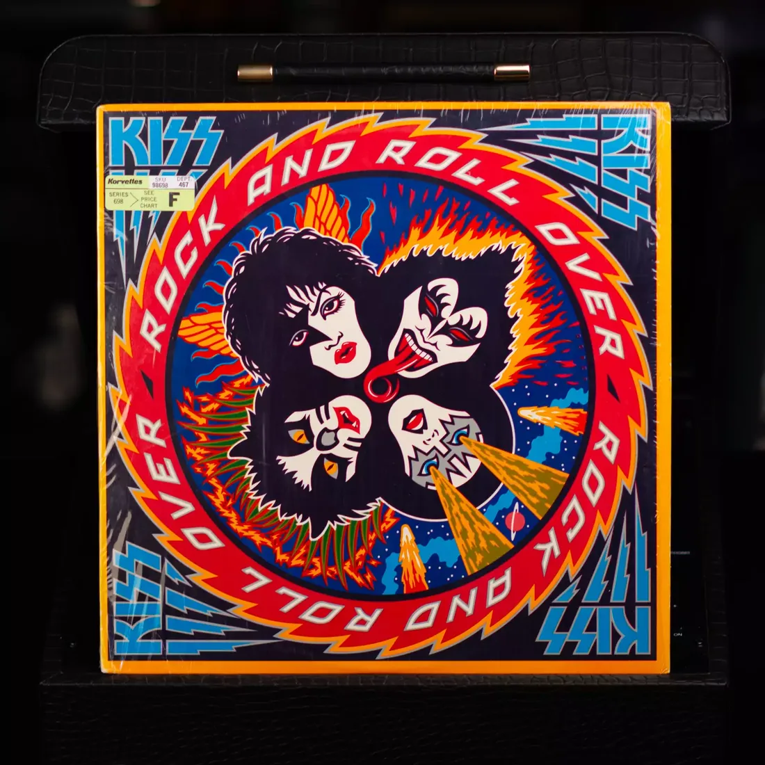 Колонка: Вінілова платівка Kiss - Rock And Roll Over