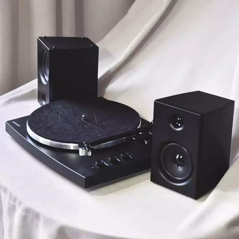 Виниловая музыкальная система Crosley T150C Shelf System Black