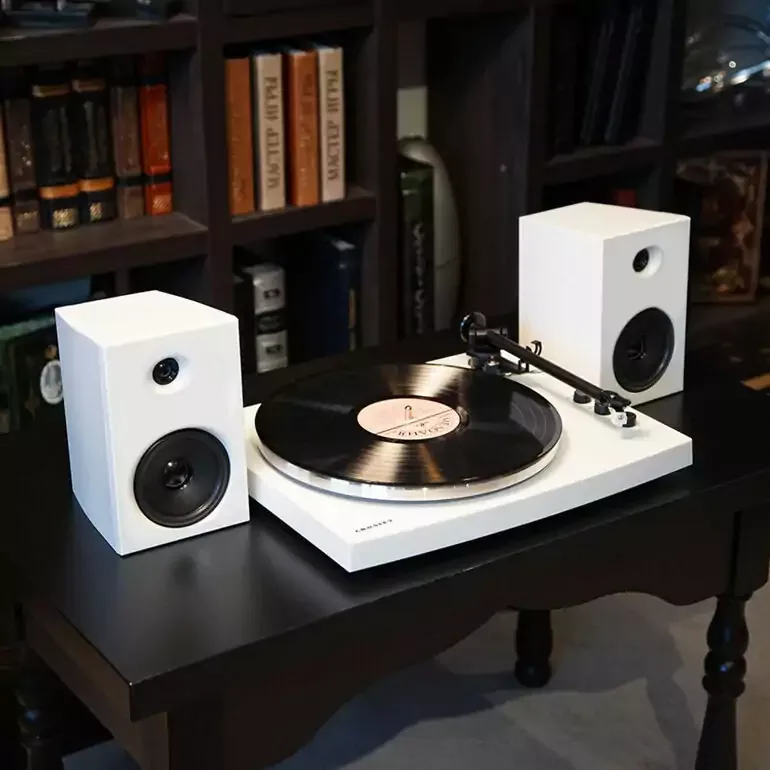 Вінілова музична система Crosley T150C Shelf System White