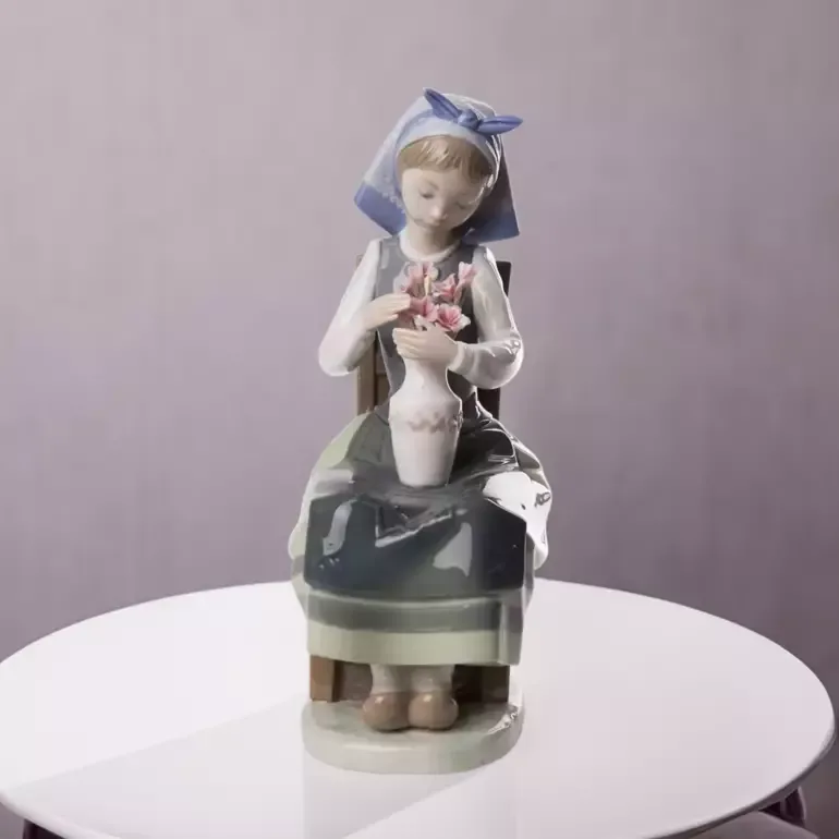 Статуетка Lladró «Квіткова гармонія» — порцеляна, 1983 рік