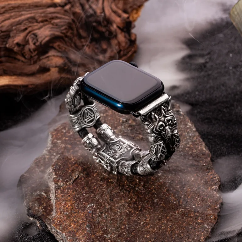 Браслет для Apple Watch «Валькнут» от ARHAIKA