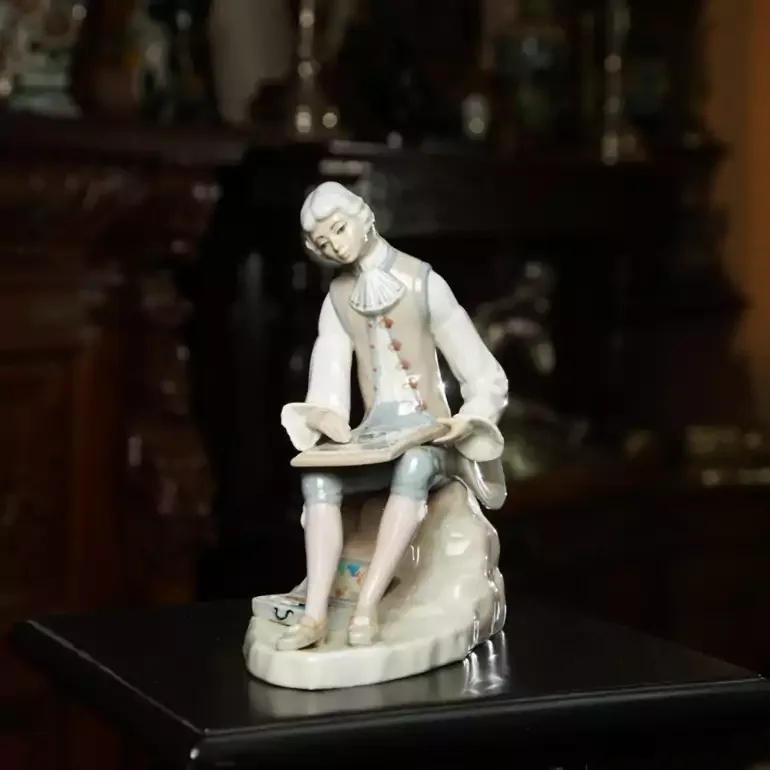 Порцелянова статуетка «Painter» — іспанська колекція