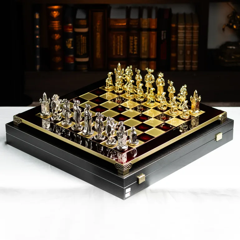 Шаховий набір «Мушкетери» Manopoulos — колекційний комплект