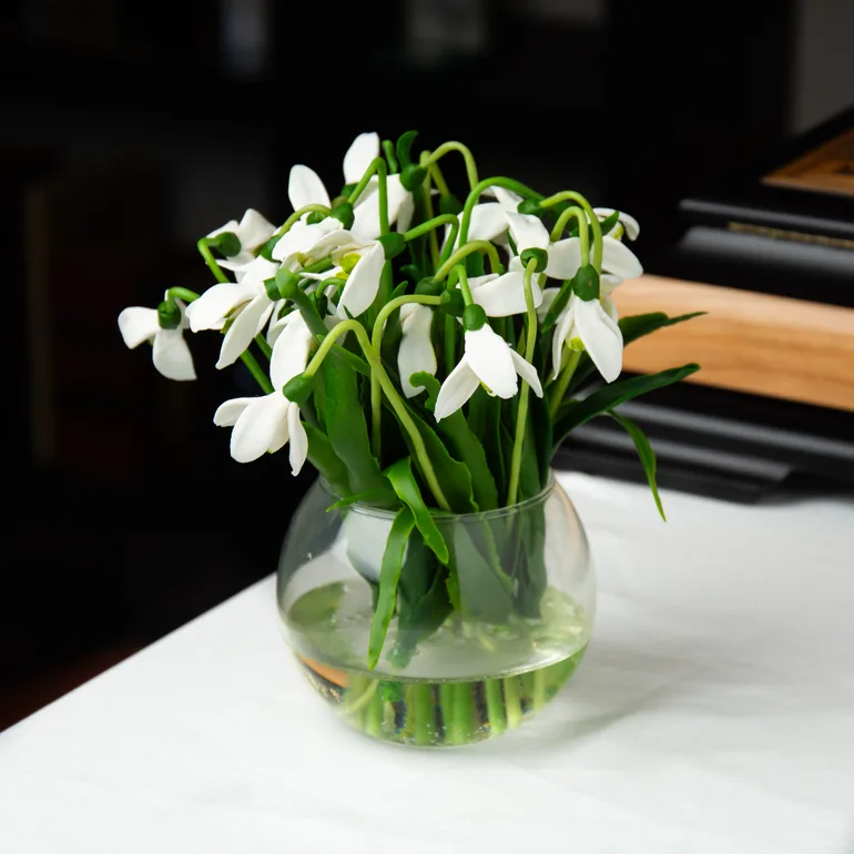 Букет пролісків з холодної порцеляни від Flora Moderling