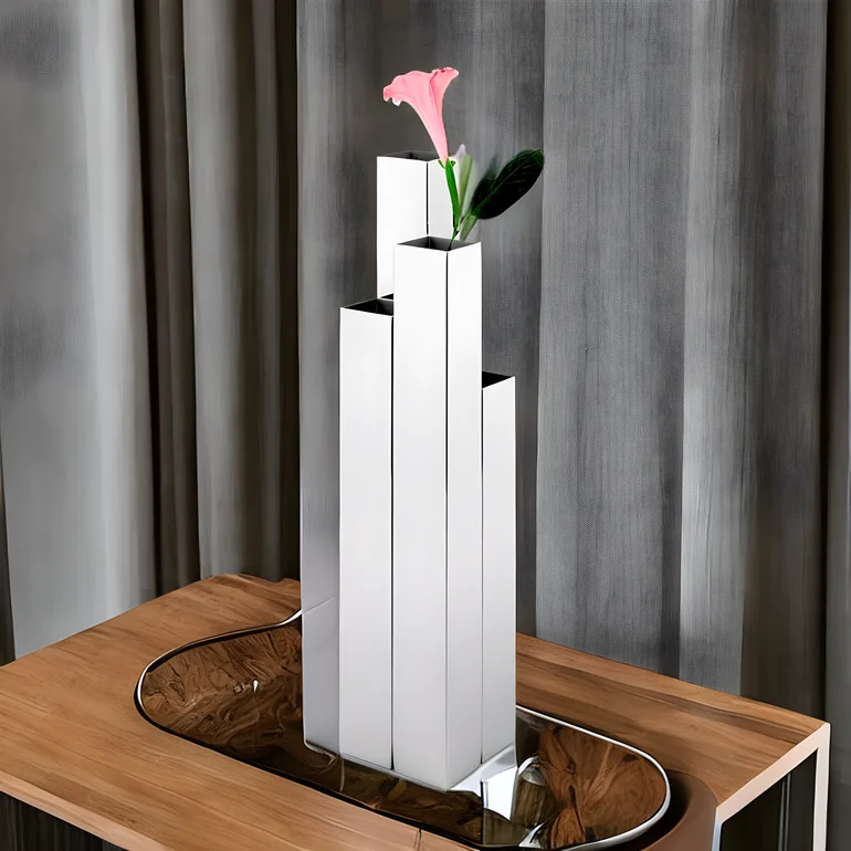 Ваза для квітів Clementina від Elleffe Design — сучасна сталь, Італія