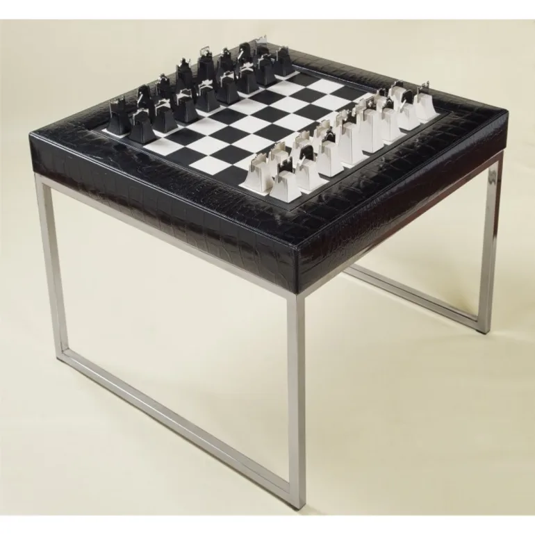 Шахматный столик Gamechess от итальянского бренда Renzo Romagnoli