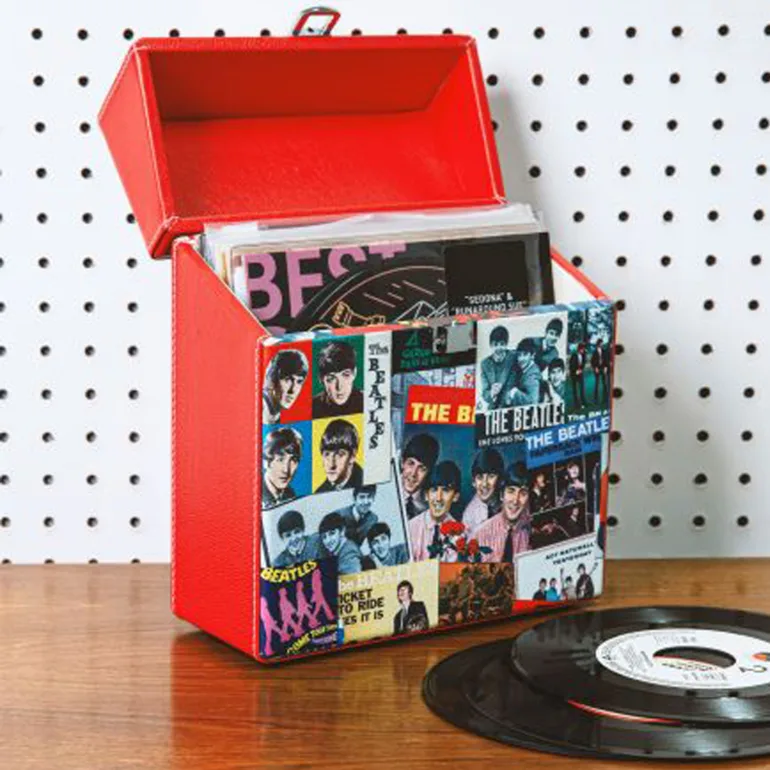 Кейс для виниловых пластинок The Beatles от Crosley