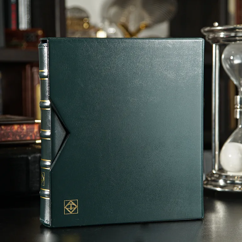 Альбом для монет Numismatist від Leuchtturm з захисним футляром