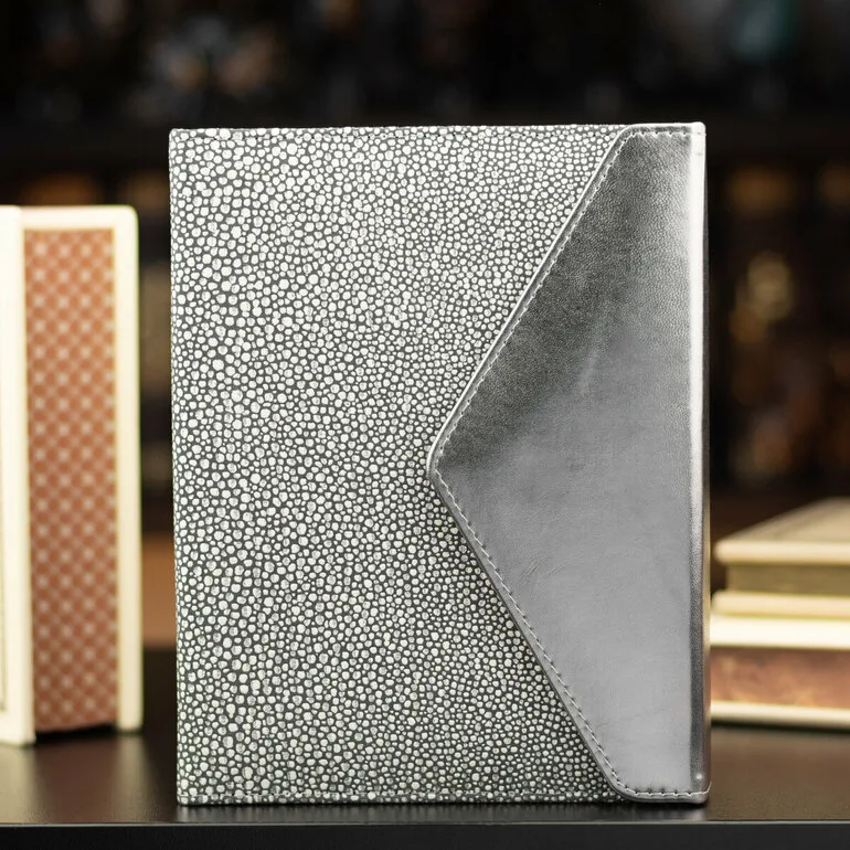 Планер врача «Silvery» Helper Book — кожаный блокнот формата А5