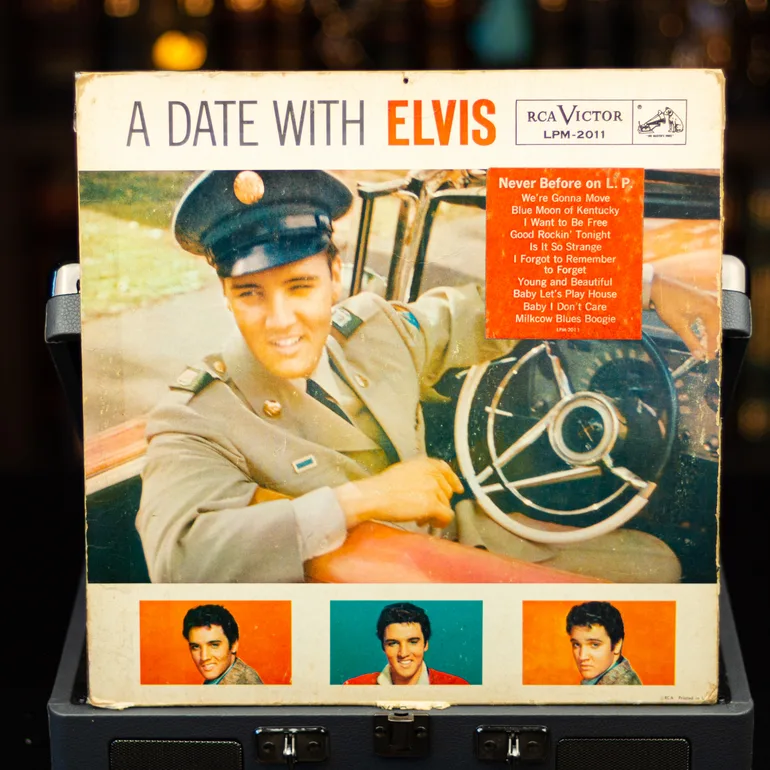 Вінілова платівка A Date With Elvis — Елвіс Преслі, видання 2011 року