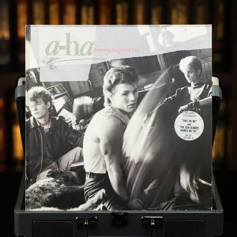 Виниловая пластинка A-ha — Hunting High And Low (1985)