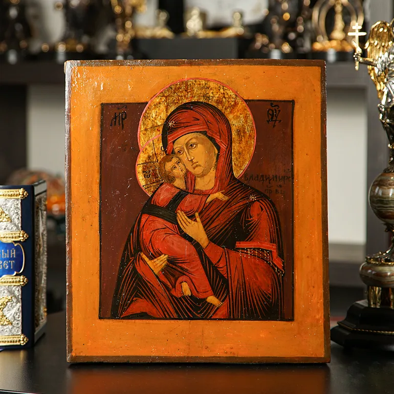 Старовинна ікона Володимирської Богородиці середини XIX століття
