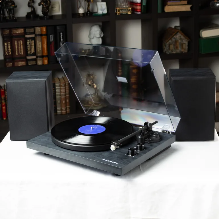 Виниловая музыкальная система Crosley C62C Turntable System — Black