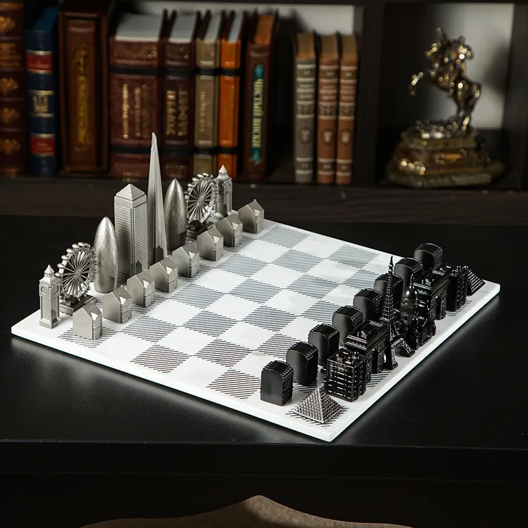 Шахи Paris and London від Skyline Chess з мармуровою дошкою
