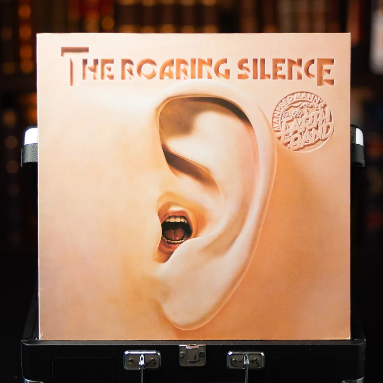 Виниловый альбом Manfred Mann's Earth Band — The Roaring Silence (1976)