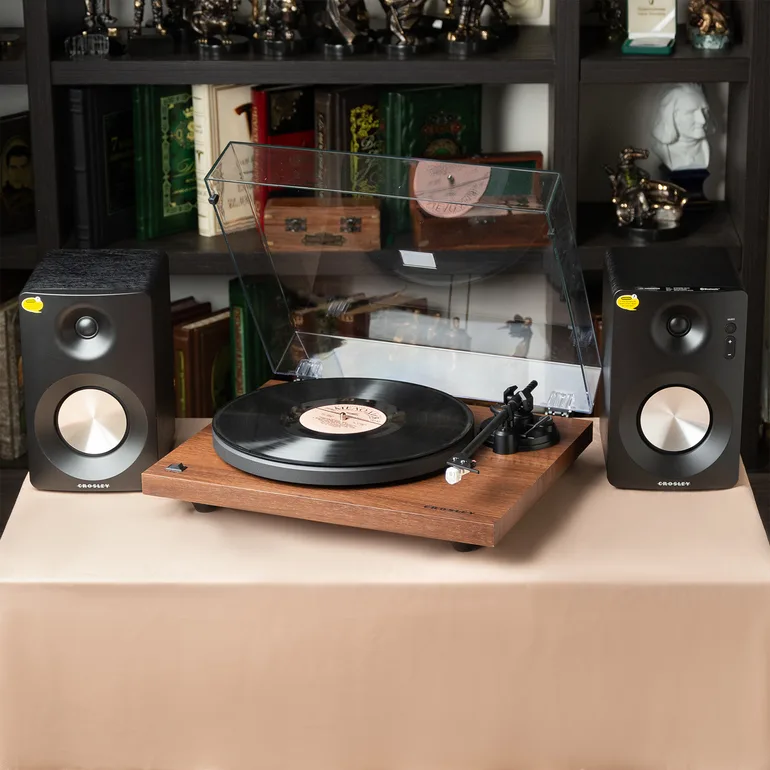 Виниловая система Crosley KT6101 K-Series Walnut Turntable System