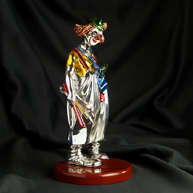 Статуетка Clown Violinist — посріблена скульптура з мармуру