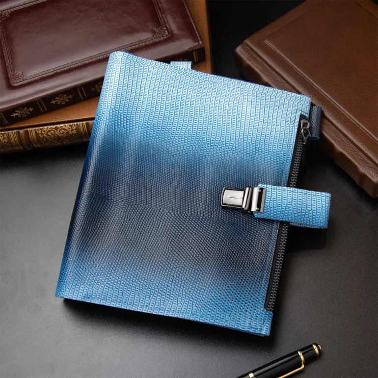 Блокнот з натуральної шкіри «Aero Blue»