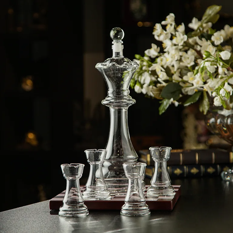 Набор для виски и вина «Chess game» со стеклянным графином