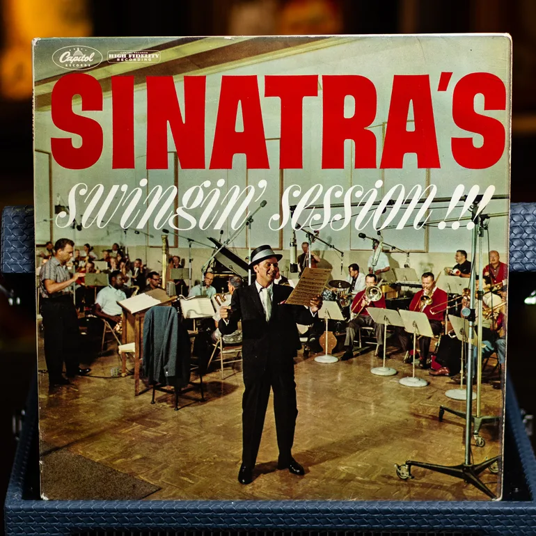 Вінтажна вінілова платівка Frank Sinatra – Sinatra's Swingin' Session!!!