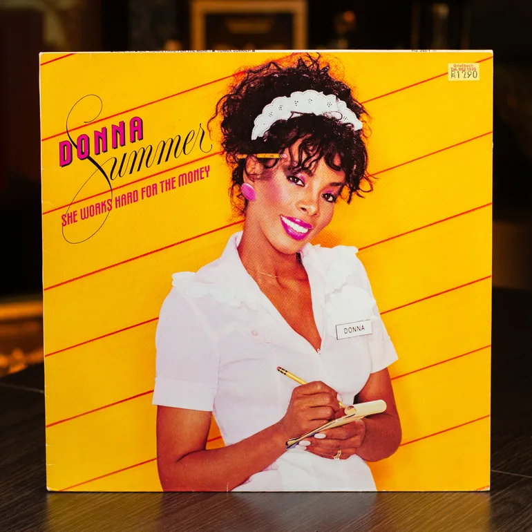 Виниловая пластинка Donna Summer — She Works Hard For The Money (1983)