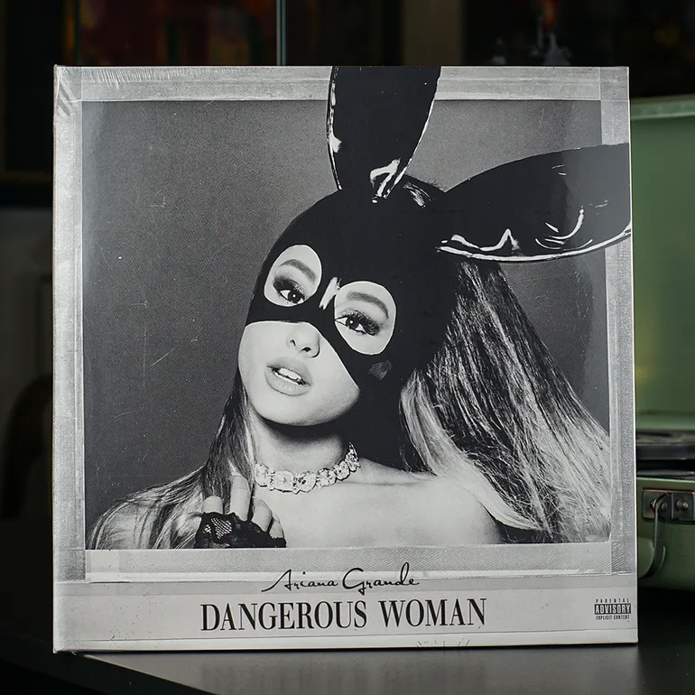Виниловая пластинка Ariana Grande — Dangerous Woman, новое издание