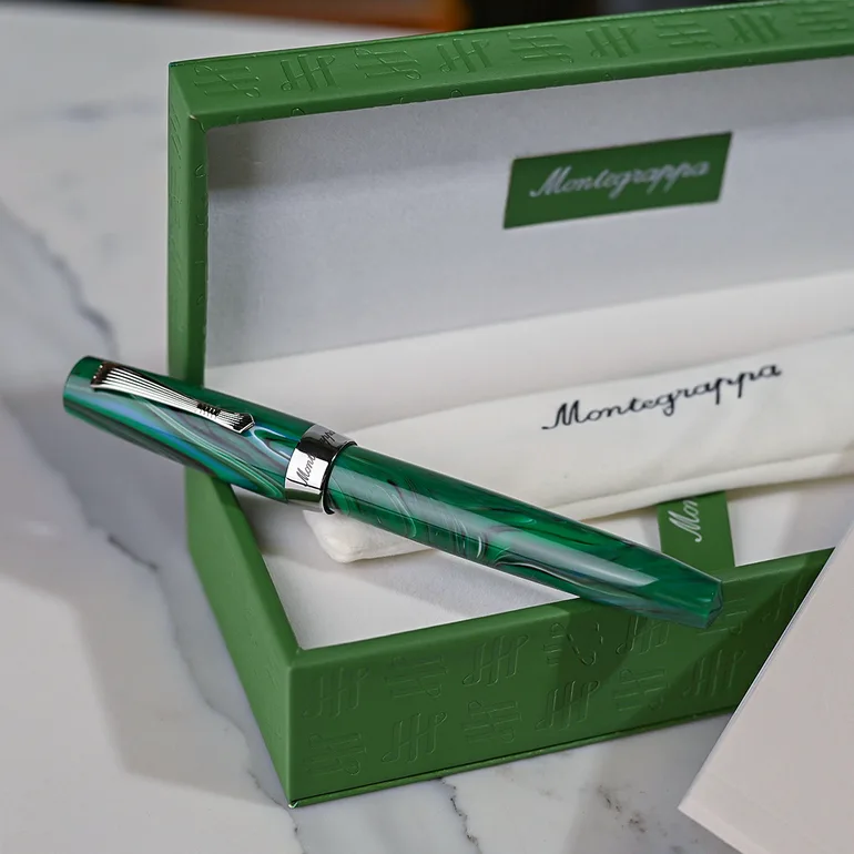 Ручка-ролер Montegrappa Cortina: материалы, письмо и характер прибора