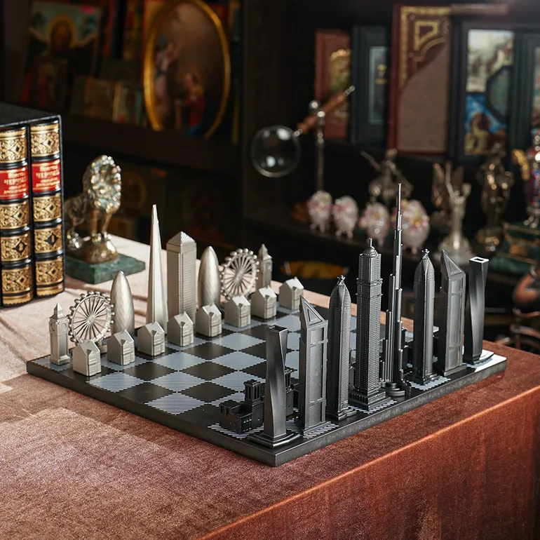 Шахи Skyline Chess «Лондон проти Дубая» — архітектурний дизайн