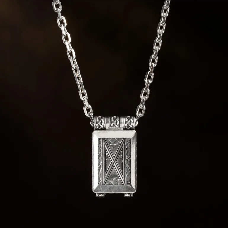 Серебряный кулон со сменными рунами Arhaika — комплект из 24 рун