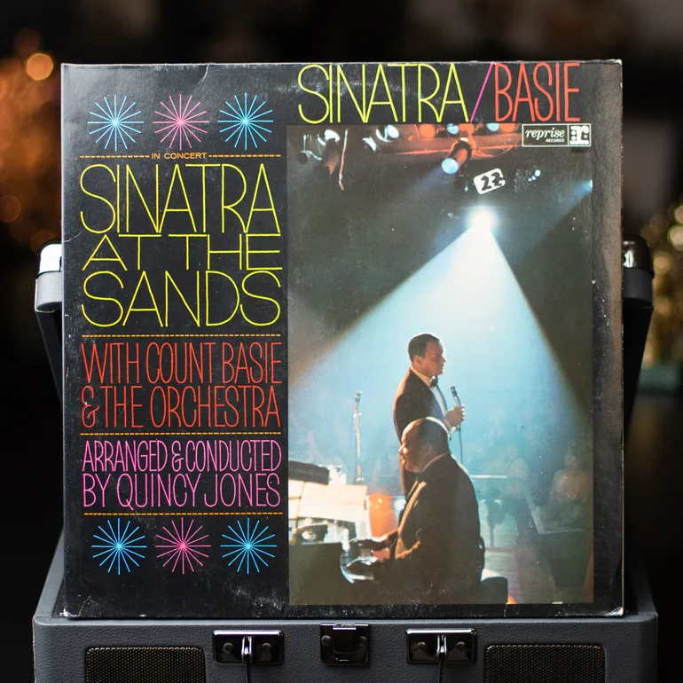 Вінтажна вінілова платівка Frank Sinatra – Sinatra At The Sands