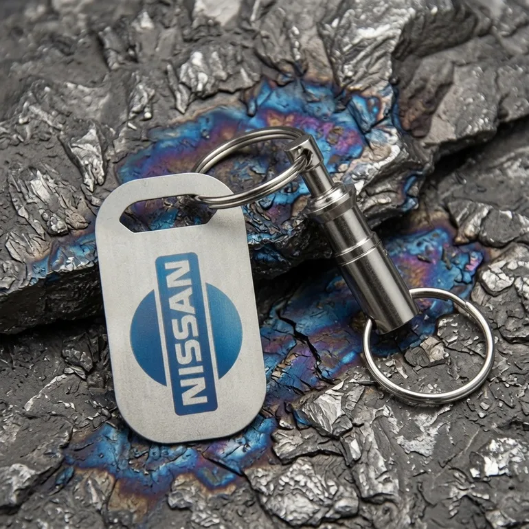 Титановий брелок Nissan полегшеної серії від Calti