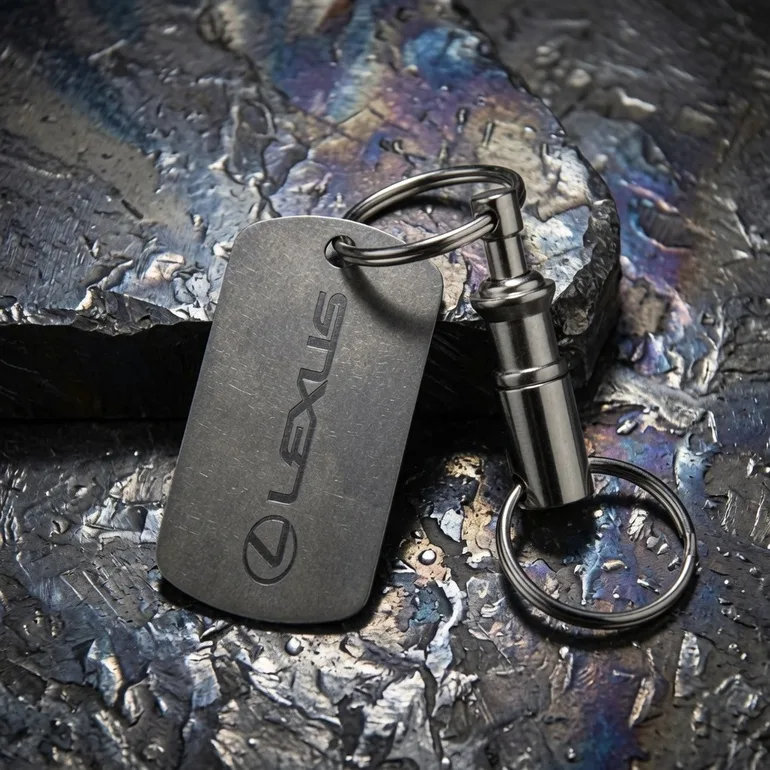 Титановий брелок «Lexus» серії Light зі швейцарським карабіном Victorinox