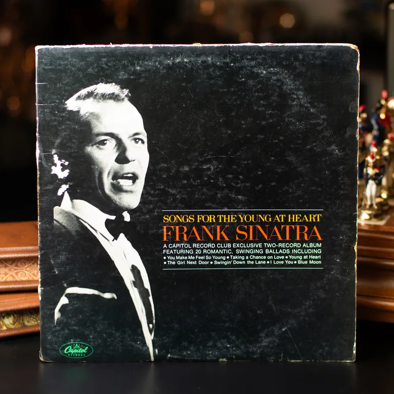 Виниловые пластинки Фрэнка Синатры Songs For The Young At Heart