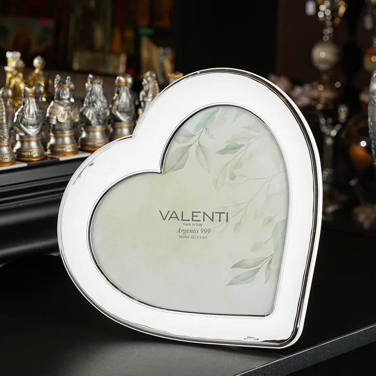 Срібна фоторамка Valenti "Heart" — італійська елегантність у деталях