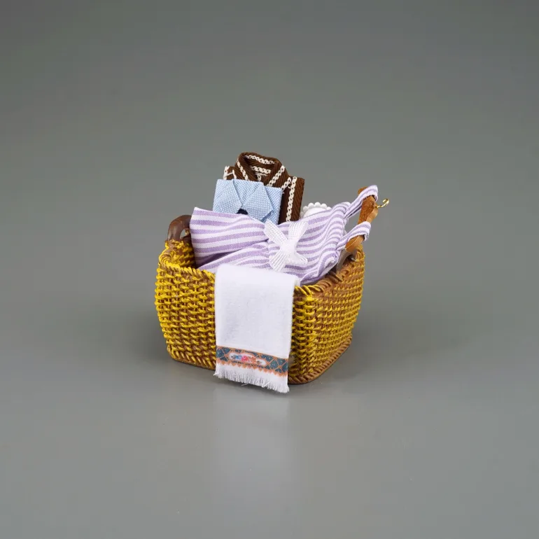 Миниатюра «Кошик для белья» Reutter Miniaturen