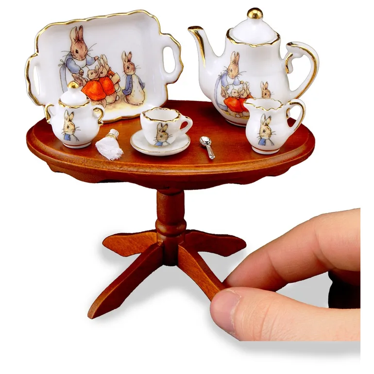 Миниатюра Table Peter Rabbit Classic от Reutter Miniaturen