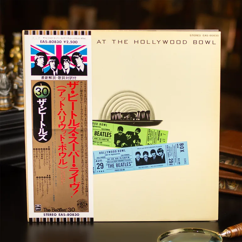 Вінтажна вінілова платівка The Beatles At The Hollywood Bowl