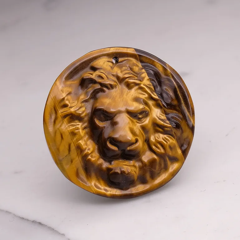 Оберег в авто «Лев» из тигрового глаза — Stone Art Designe, 21 г