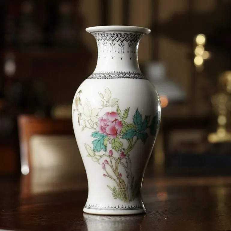 Китайська порцелянова ваза Kangxi Nian Zhi (1960–1970-ті рр.)