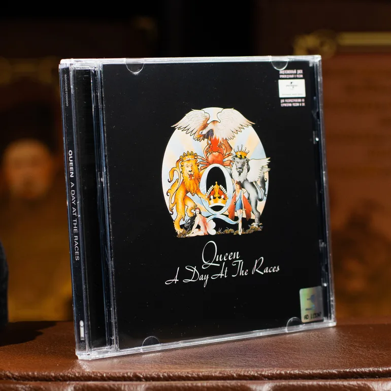 CD-диск Queen — A Day At The Races (1976)