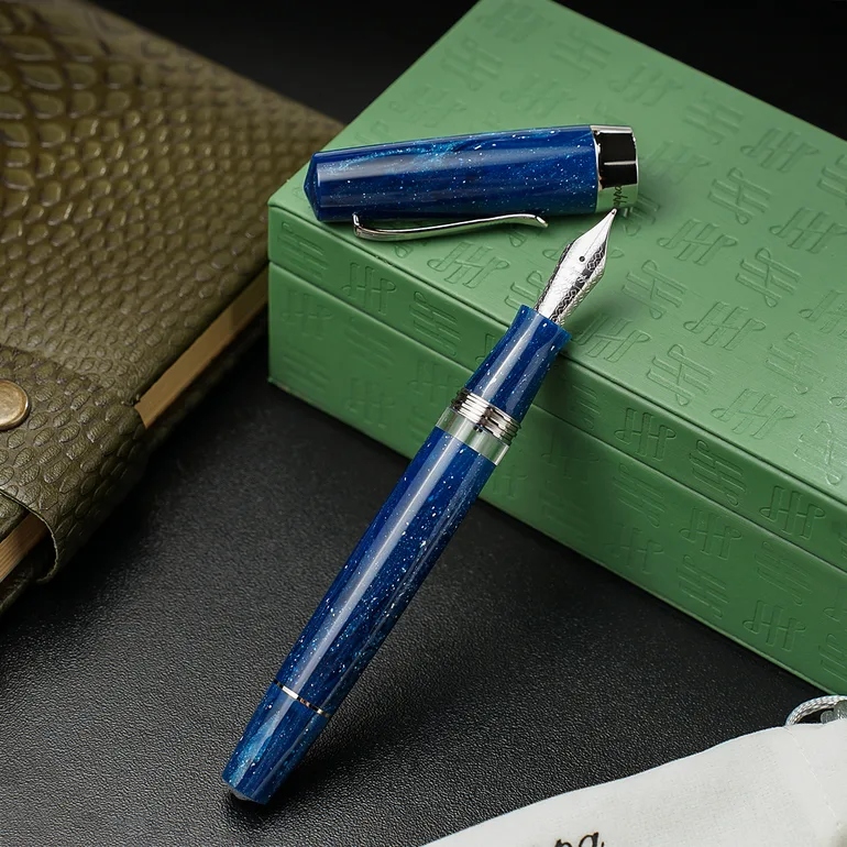 Ручка-перо Montegrappa Avenue — Италия, смола и латунь, перо Medium