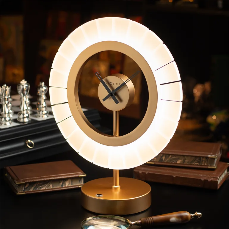 Настільна лампа-годинник Circle NexTime: поєднання світла й часу