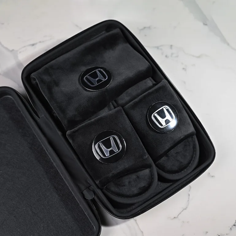 Мужские домашние тапочки Honda в комплекте с чехлом